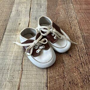 Vintage Trimfoot Baby Deer Brown & White Leather Baby Shoes With Laces